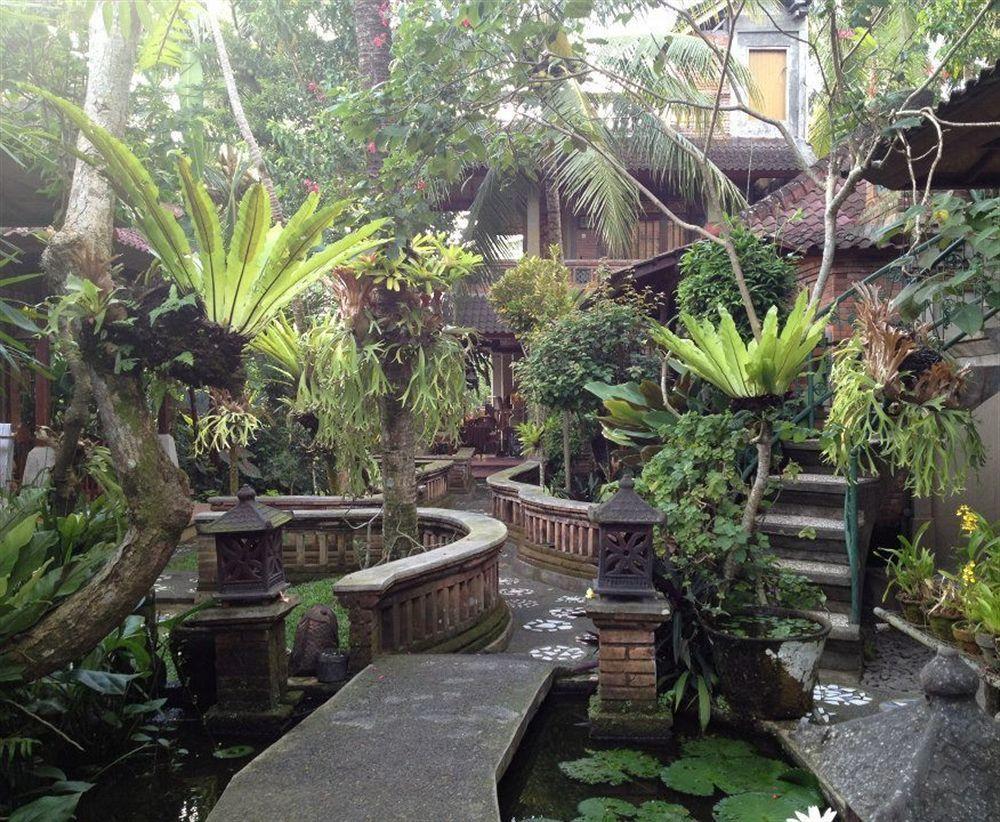 Ketut'S Place Bed & Breakfast Ubud Hotel Exterior photo