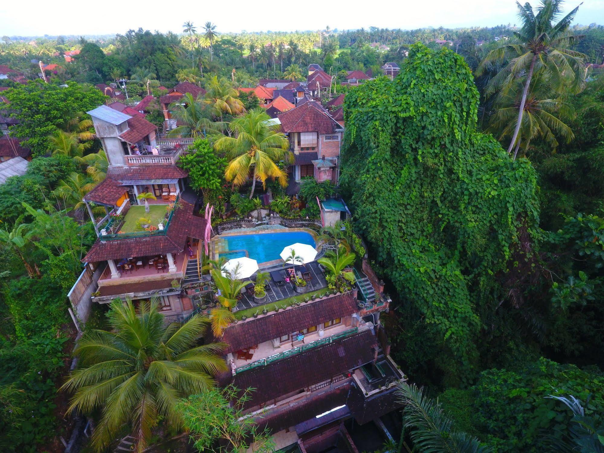 Ketut'S Place Bed & Breakfast Ubud Hotel Exterior photo