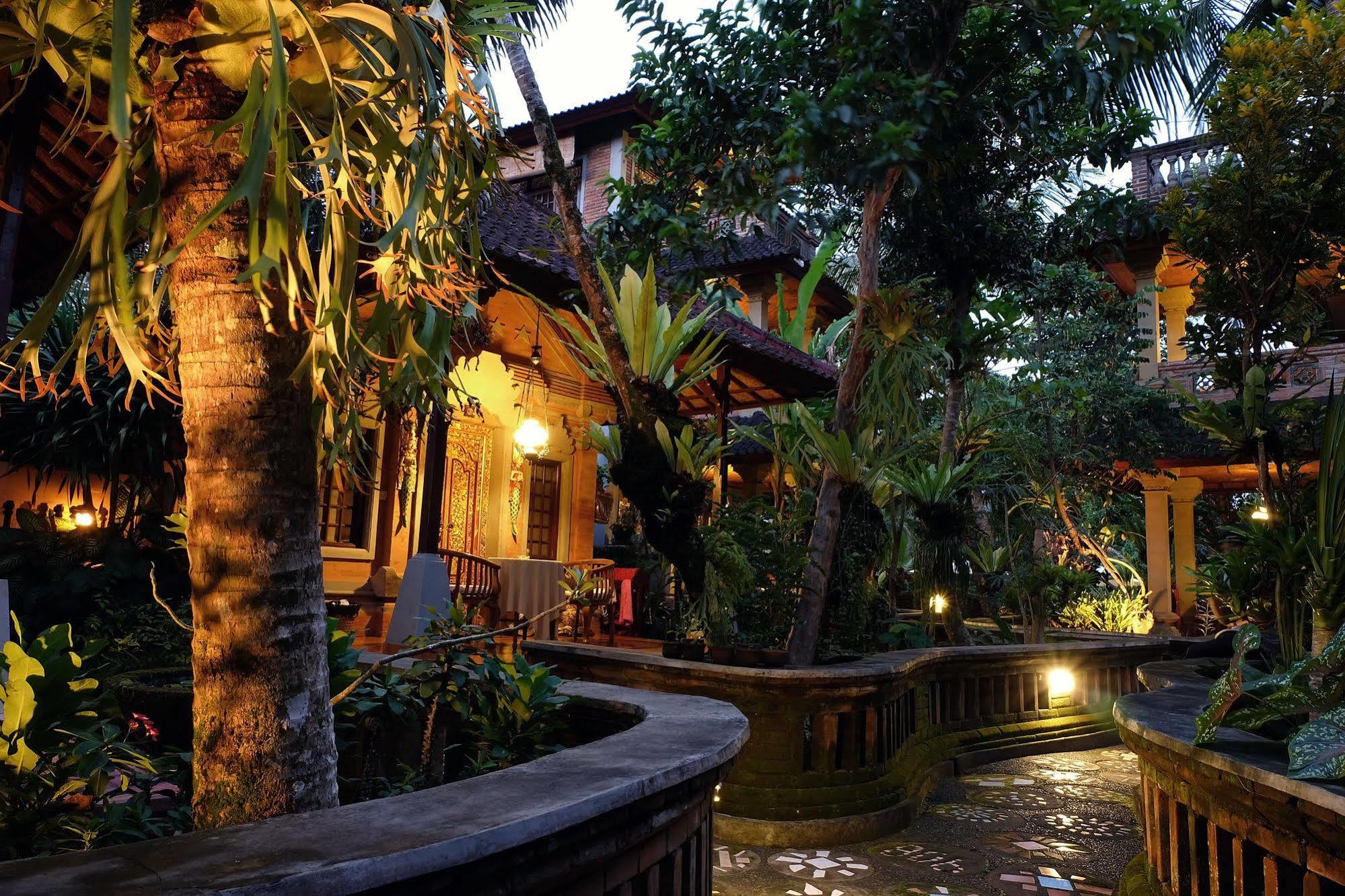 Ketut'S Place Bed & Breakfast Ubud Hotel Exterior photo