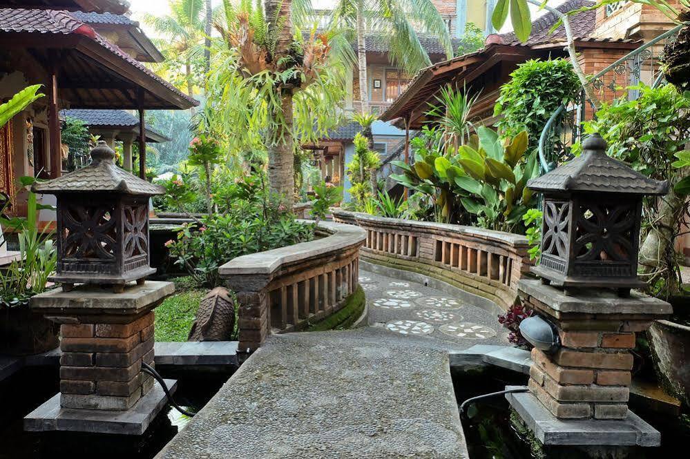 Ketut'S Place Bed & Breakfast Ubud Hotel Exterior photo