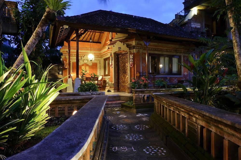 Ketut'S Place Bed & Breakfast Ubud Hotel Exterior photo