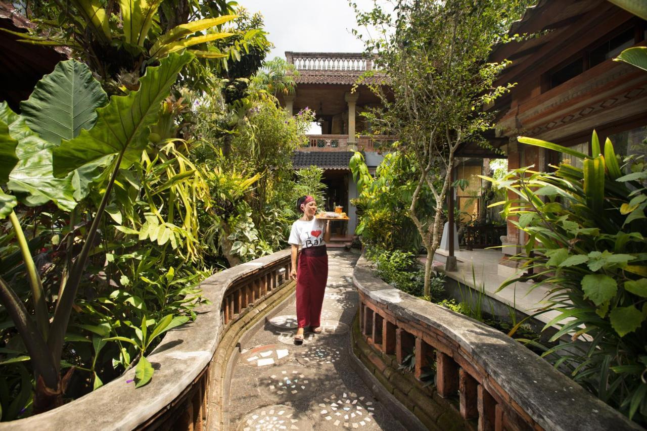 Ketut'S Place Bed & Breakfast Ubud Hotel Exterior photo